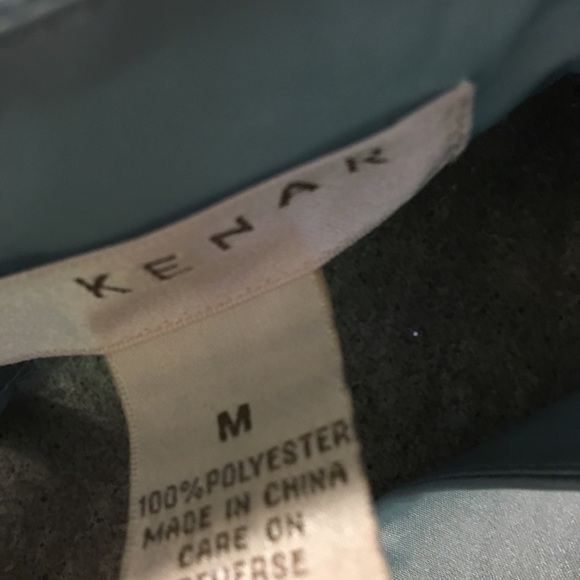 NWT Kenar sleeveless ruffled blouse w/high neck - Picture 5 of 6